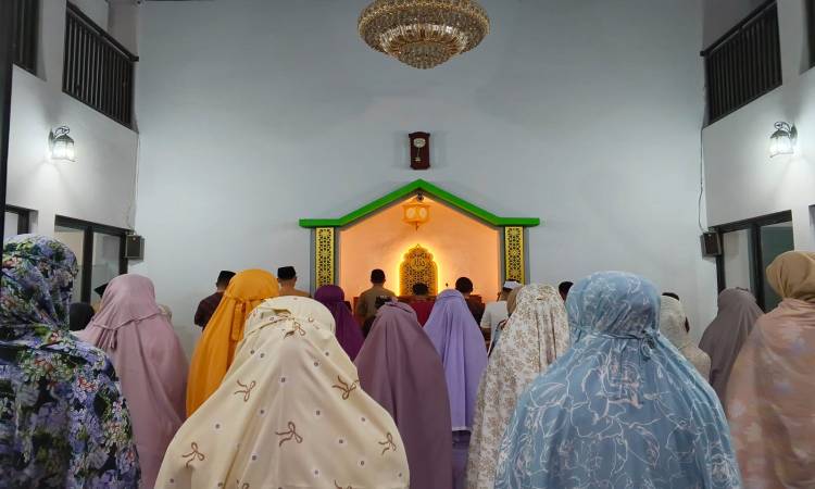 Tarawih berjamaah yang menghadirkan kebersamaan dan harapan